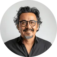 Experts Team Member For Your Support - 巅峰国际APP